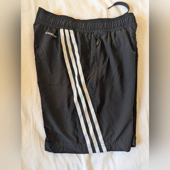 Adidas Shorts Youth Unisex Black 3 Stripes Size Medium, Zipper Pockets - Picture 9 of 11